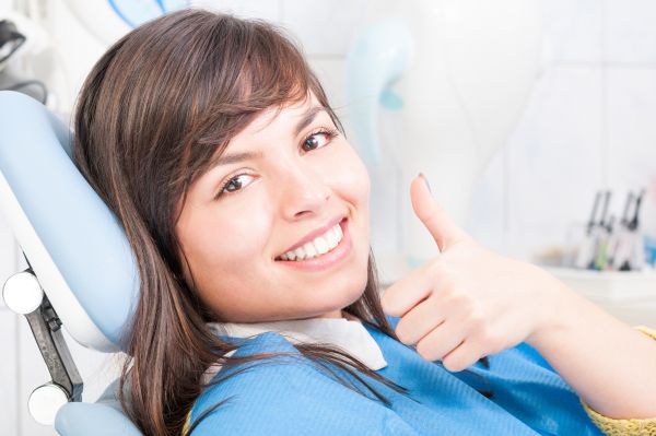 Choosing A Dental Restoration Option